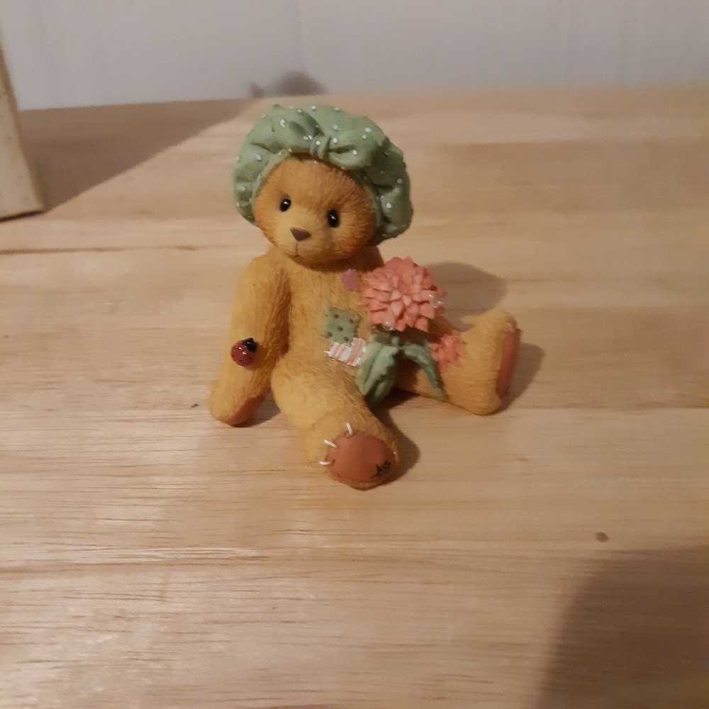 Cherished Teddies #202932 Dahlia.